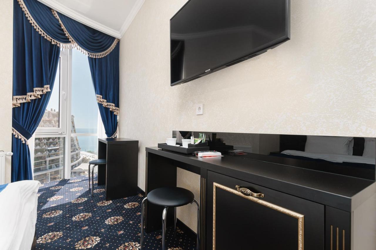 Apart Hotel D'Monica Odessa Exterior foto