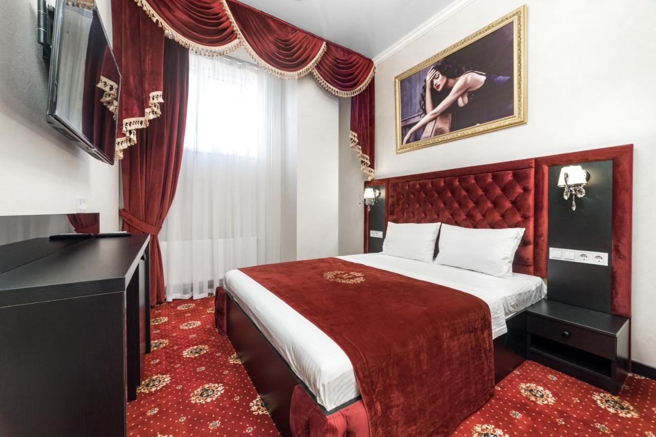 Apart Hotel D'Monica Odessa Exterior foto