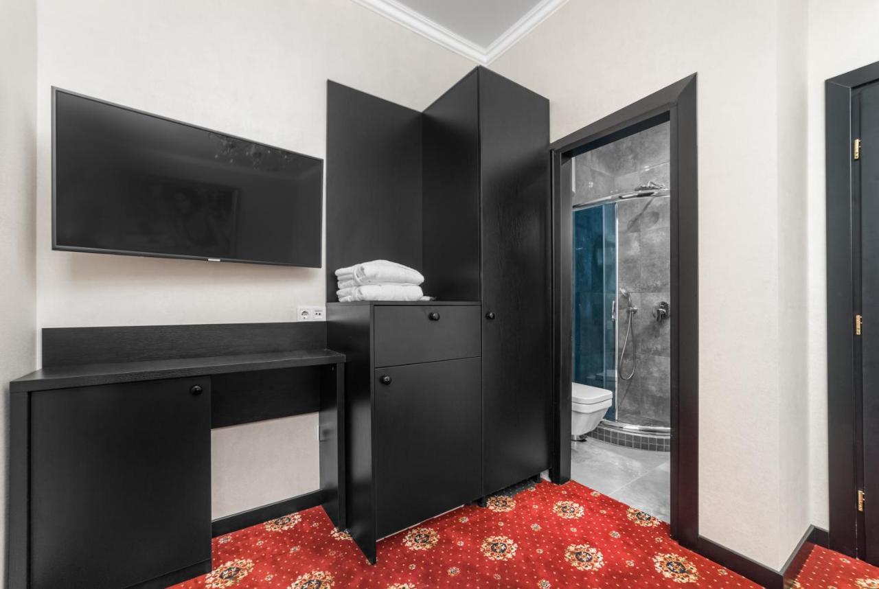 Apart Hotel D'Monica Odessa Exterior foto