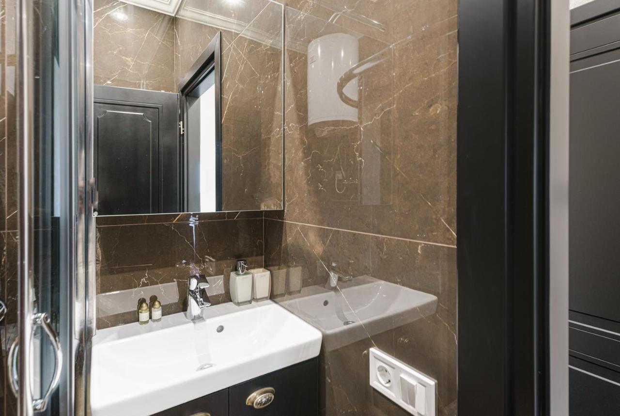 Apart Hotel D'Monica Odessa Exterior foto