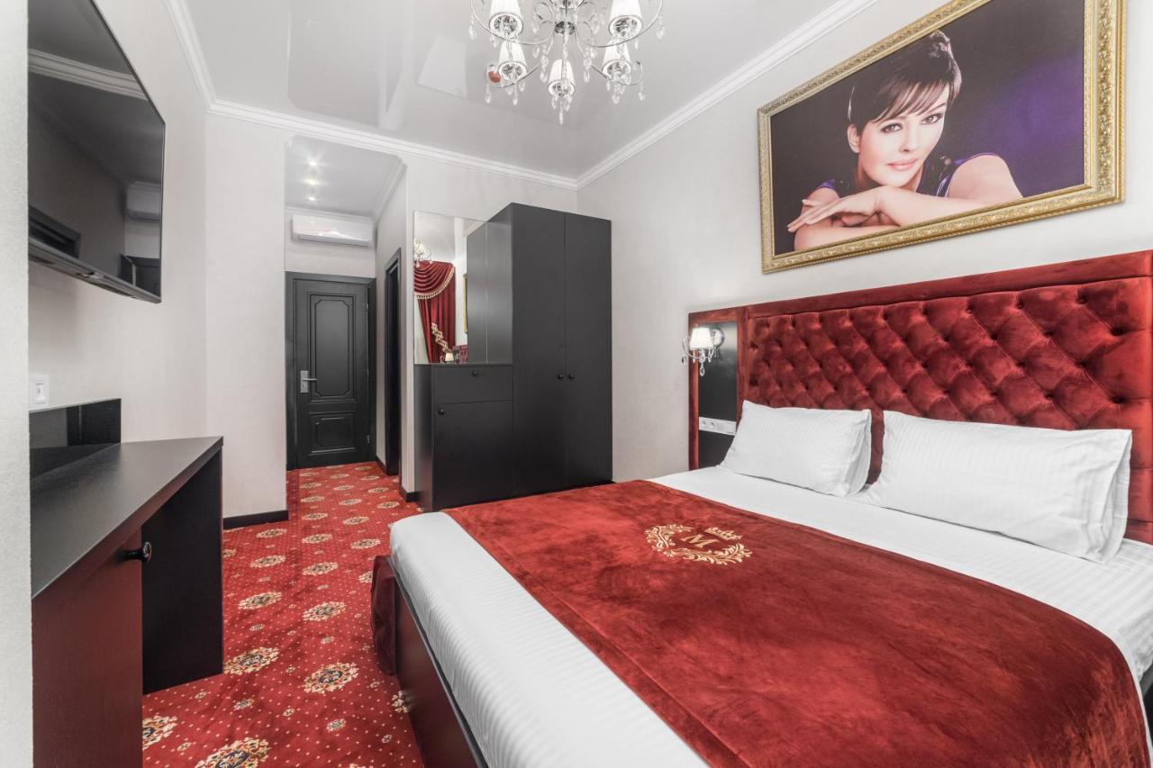Apart Hotel D'Monica Odessa Exterior foto