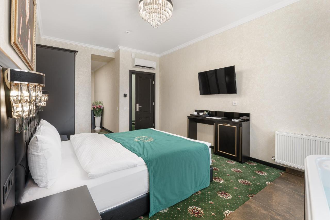 Apart Hotel D'Monica Odessa Exterior foto