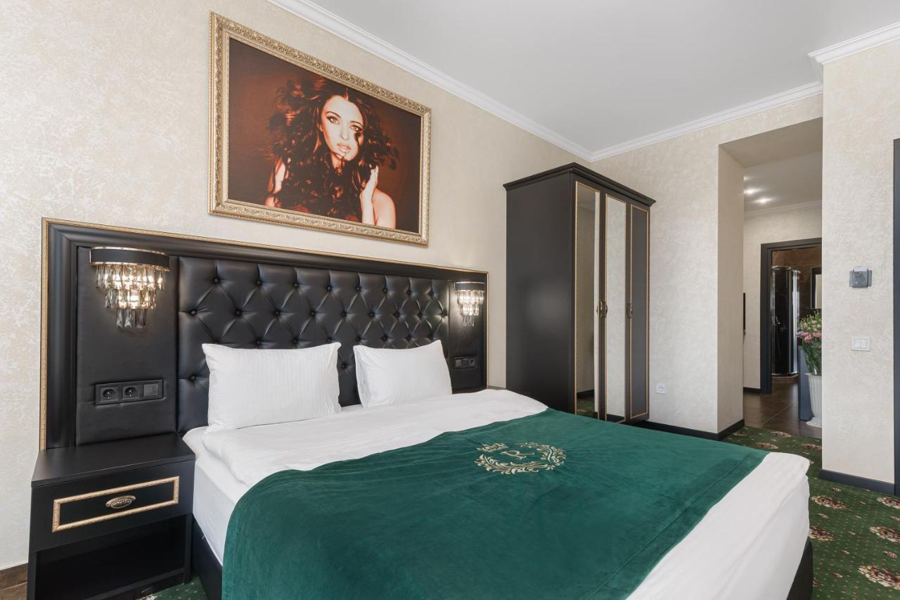 Apart Hotel D'Monica Odessa Exterior foto